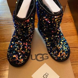 UGG (Kids Classic ll Stellar Sequin )